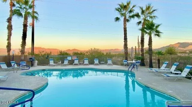 MLS: 6689292 Condo For Sale