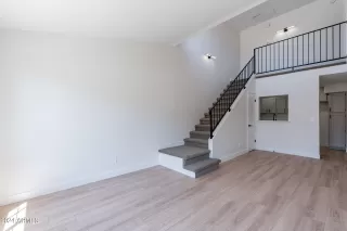 Photo #4: 6689880 Listing 