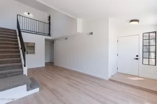 Photo #5: 6689880 Listing 