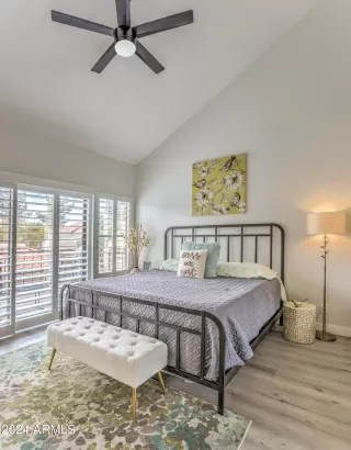 Photo #2: 6689894 Listing