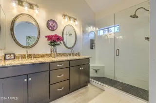 Photo #3: 6689894 Listing