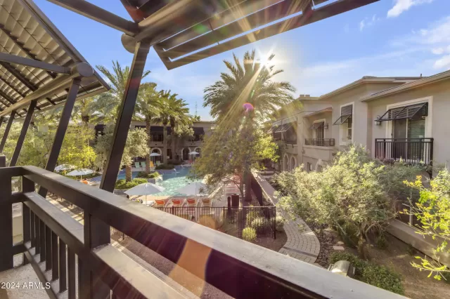 MLS: 6689924 Condo For Sale