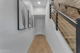 Photo #6: 6689924 Listing