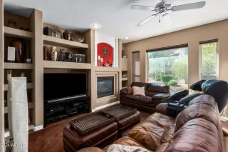 Photo #3: 6690152 Listing