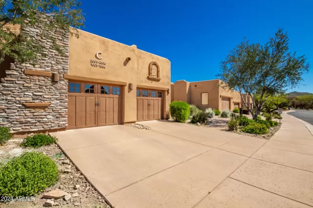 MLS: 6690257 Condo For Sale