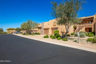 Photo #3: 6690257 Listing