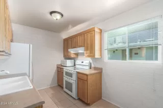 Photo #2: 6690263 Listing 