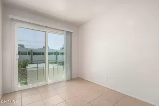 Photo #6: 6690263 Listing 