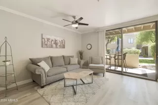 Photo #3: 6690445 Listing