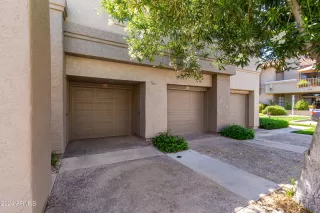 Photo #3: 6690457 Listing