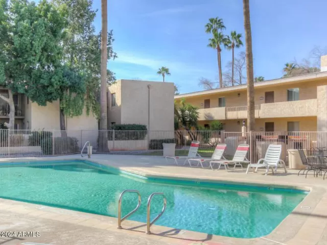 MLS: 6690622 Condo For Sale