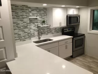 Photo #3: 6690622 Listing