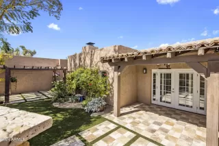 Photo #5: 6690647 Listing 