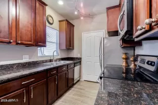 Photo #1: 6690660 Listing 