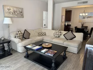 Photo #3: 6690660 Listing 