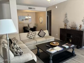 Photo #4: 6690660 Listing 