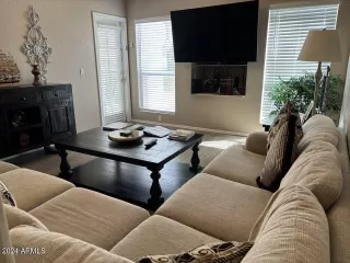 Photo #6: 6690660 Listing 