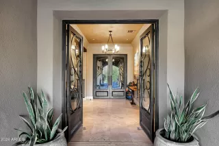 Photo #4: 6690771 Listing
