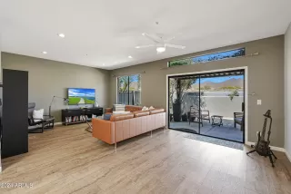 Photo #1: 6690869 Listing