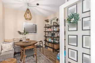 Photo #5: 6690878 Listing 