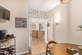 Photo #6: 6690878 Listing 