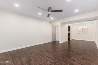 Photo #2: 6690901 Listing