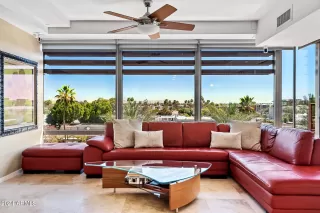 Photo #2: 6690904 Listing