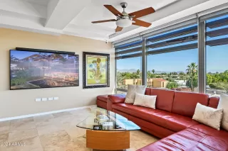 Photo #3: 6690904 Listing