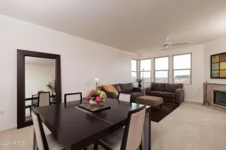 Photo #5: 6690915 Listing