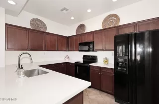 Photo #3: 6691153 Listing 