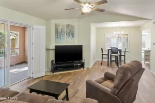 Photo #1: 6691337 Listing