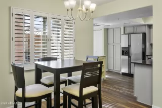 Photo #4: 6691337 Listing