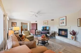 Photo #2: 6691435 Listing