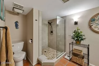 Photo #4: 6691435 Listing