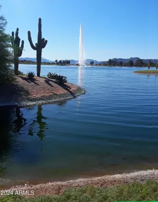 Photo #5: 6691435 Listing