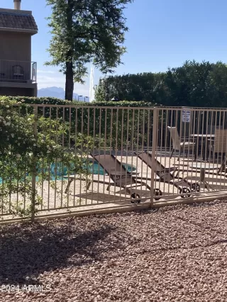 Photo #6: 6691435 Listing