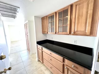 Photo #5: 6691451 Listing 