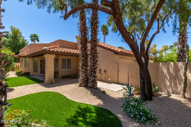 MLS: 6691594 Condo For Sale