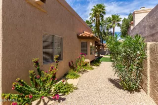 Photo #3: 6691594 Listing 