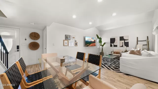 MLS: 6691743 Condo For Sale