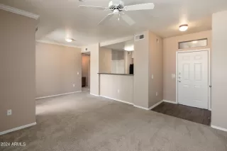 Photo #4: 6691764 Listing