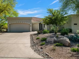 Photo #1: 6692418 Listing