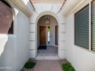 Photo #4: 6692418 Listing