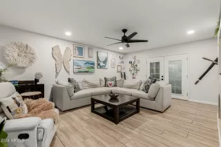 Photo #3: 6692451 Listing