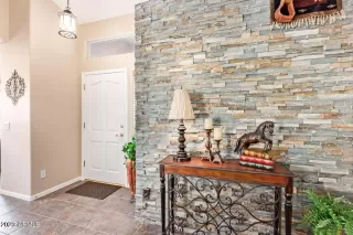 Photo #1: 6692572 Listing