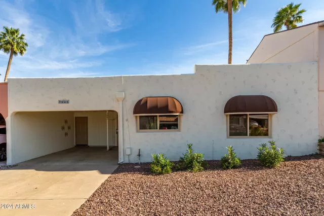 MLS: 6692991 Condo For Sale