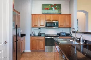 Photo #4: 6693295 Listing