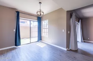 Photo #6: 6693392 Listing