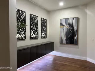 Photo #2: 6693580 Listing