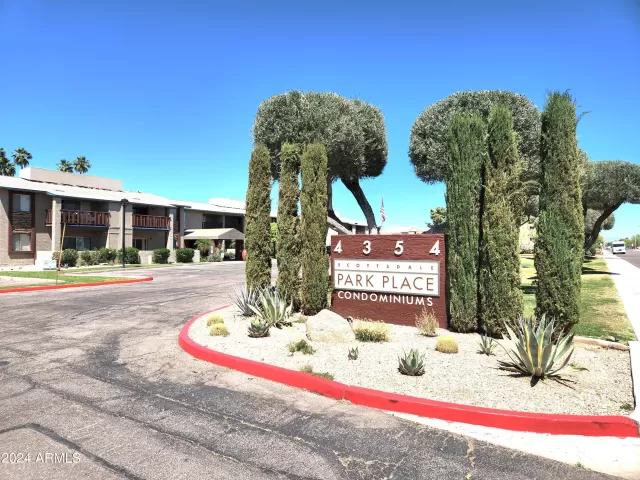 MLS: 6693605 Condo For Sale